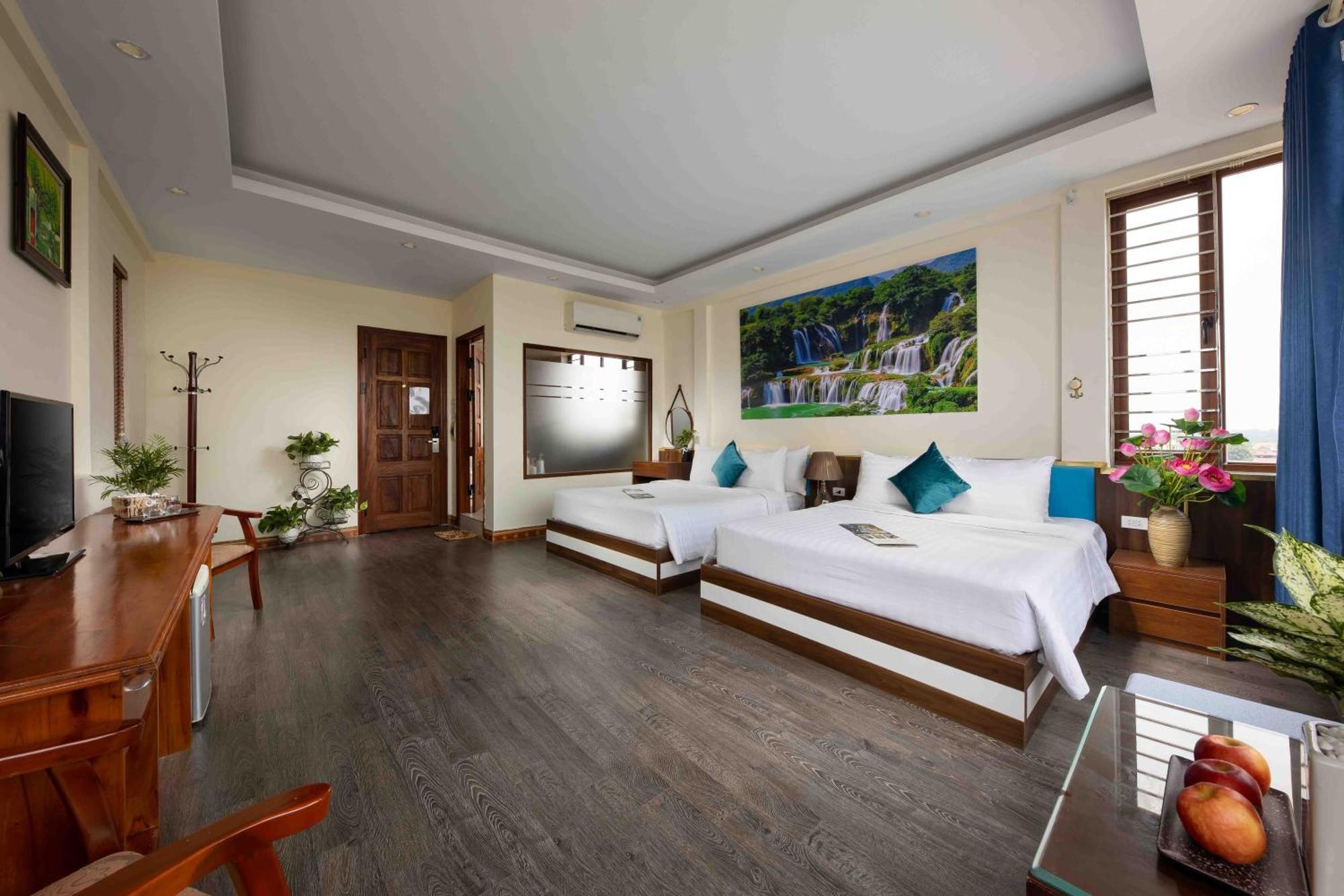 Viet Village Airport Hotel & Restaurants ハノイ市 エクステリア 写真