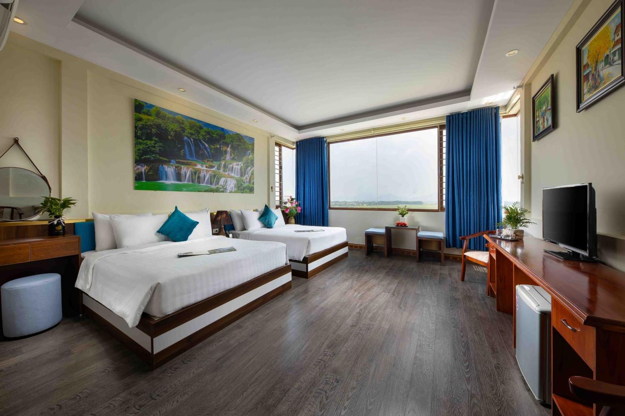 Viet Village Airport Hotel & Restaurants ハノイ市 エクステリア 写真