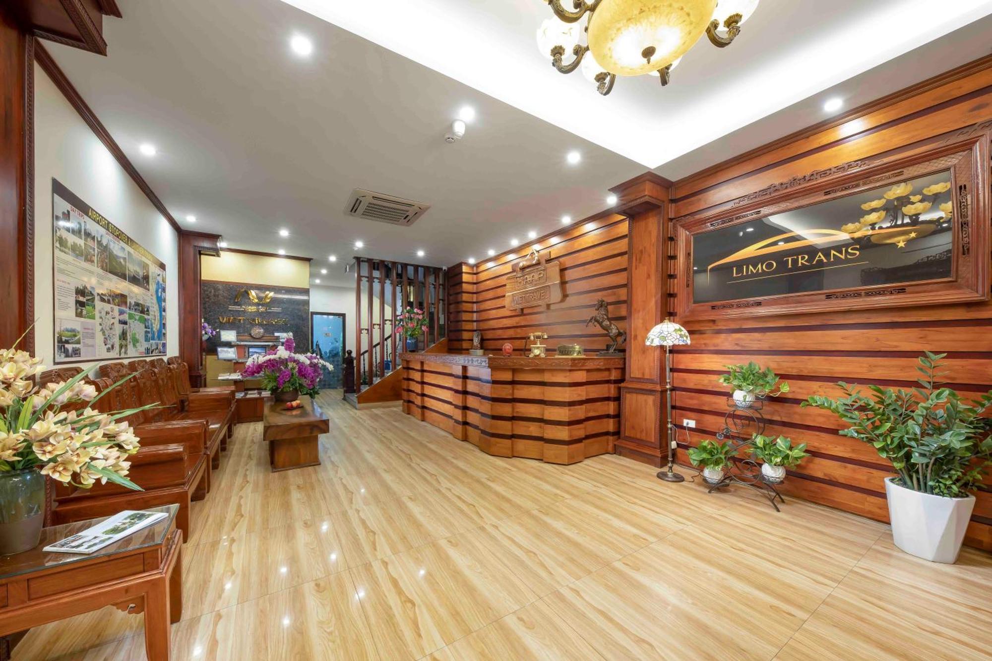 Viet Village Airport Hotel & Restaurants ハノイ市 エクステリア 写真