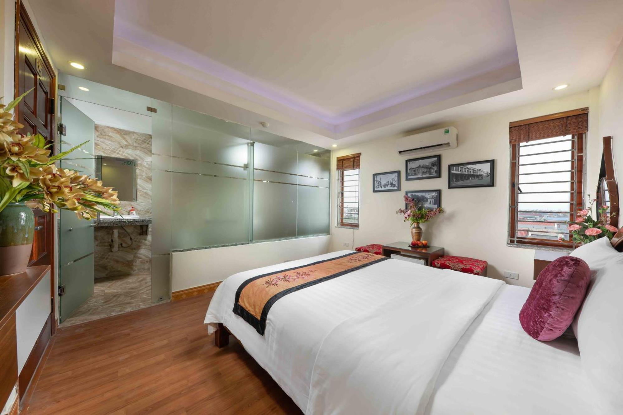 Viet Village Airport Hotel & Restaurants ハノイ市 エクステリア 写真